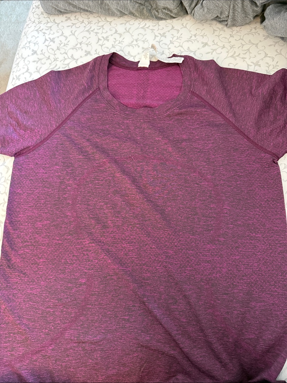 Lululemon swiftly tech